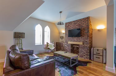 Howard Gardens, Adamstown, Cardiff - Image 3